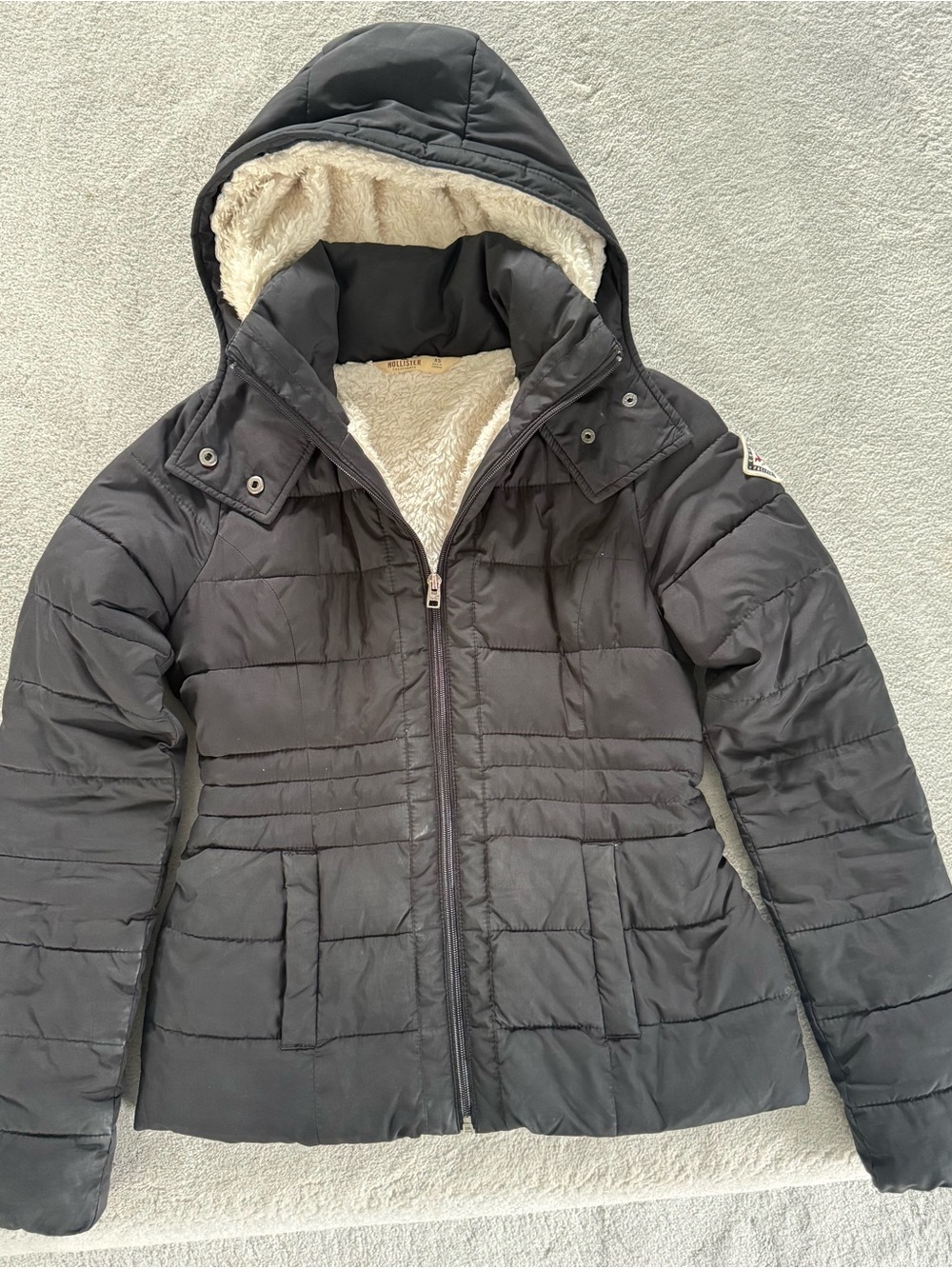 Hollister Black Hooded Puffer Jacket Like New